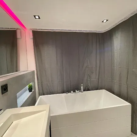 Neuf Climatise - Vue Saint-tropez - 50m Et Port - Piscine Daire Gassin