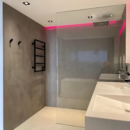 Neuf Climatise - Vue Saint-tropez - 50m Et Port - Piscine *