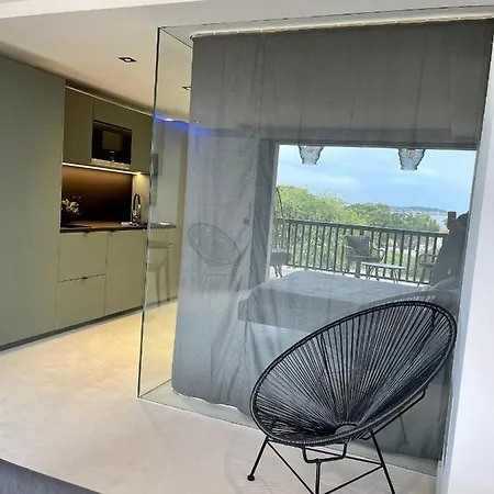 Neuf Climatise - Vue Saint-tropez - 50m Et Port - Piscine *