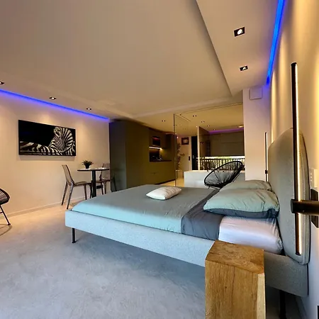 Neuf Climatise - Vue Saint-tropez - 50m Et Port - Piscine Gassin